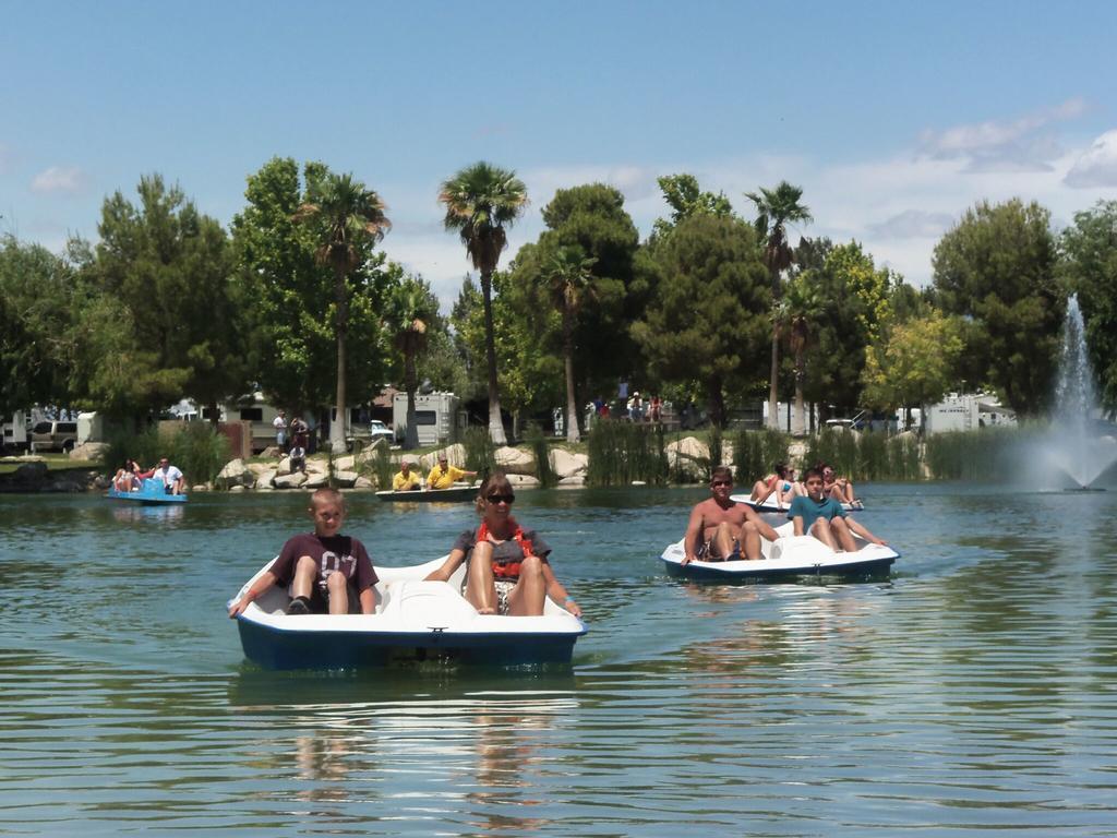 Rv Park At Lakeside Casino พาห์รัมป์ ภายนอก รูปภาพ
